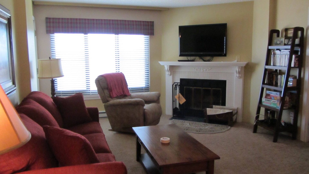 Snowshoe Condo | SILVER CREEK, 2 Bedroom, Ski-in Ski-Out, Great Family Condo