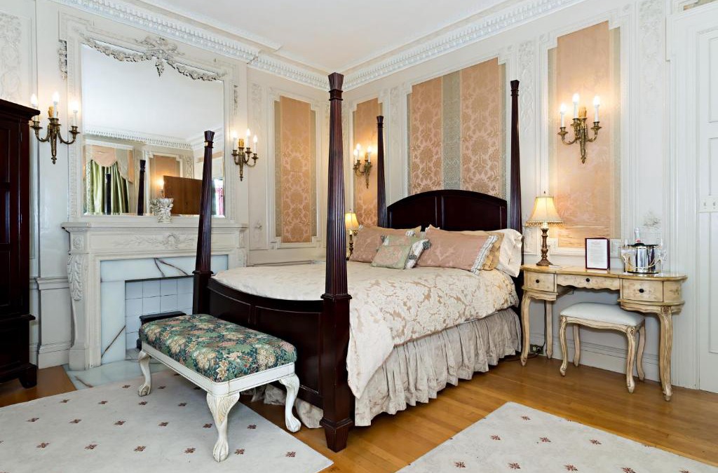 Dover Bed & Breakfast | Silver Fountain Inn