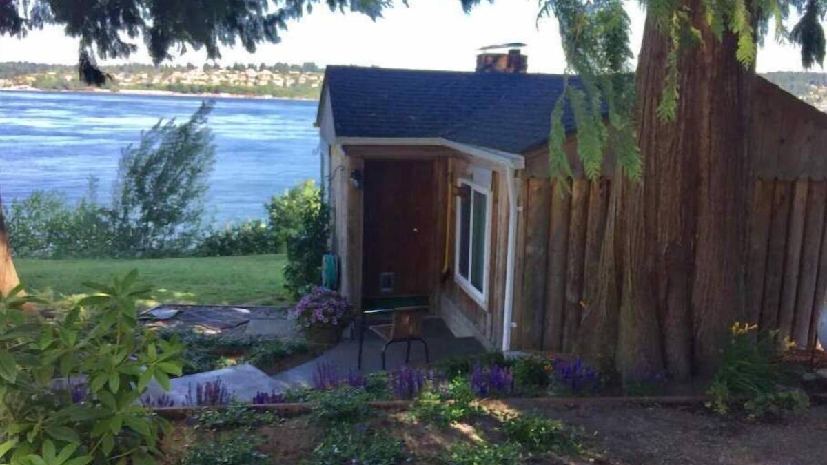 Tillicum House | Silver Fox Log Cabin