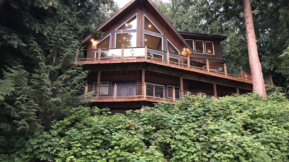 Maple Falls Cabin | Silver Lake #7 - Unsurpassed lakefront views from this spectacular pet-friendly