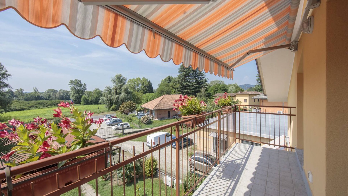 Angera Apartment | Silver Lake Apartment, Angera, Italy
