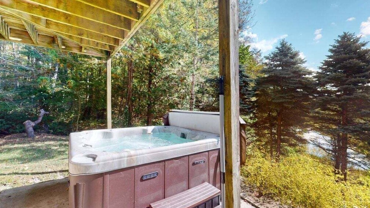 Pittsfield House | Silver Spring Chalet – Spacious 4BR Retreat in Killington Region, Pittsfield, VT, Sleeps 11