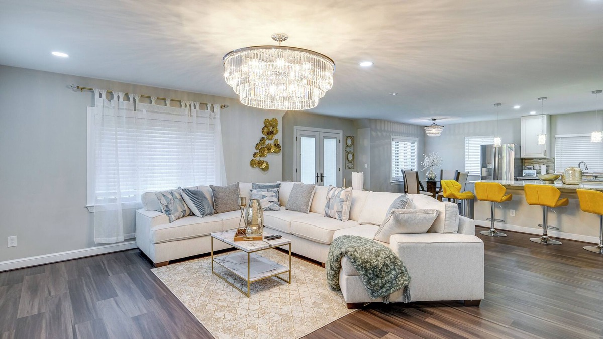 Silver Spring House | Silver Springs Home: Walk to Downtown!