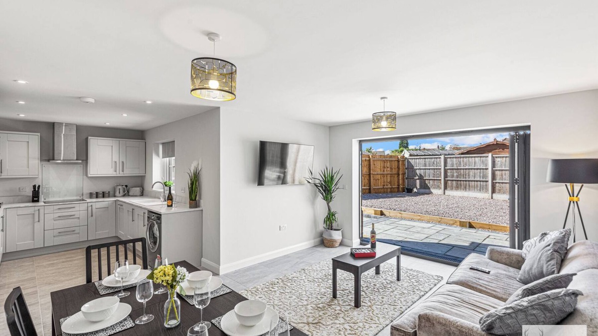 Ashby-de-la-Zouch House | Silver Stag, Glamorous 5 BR House