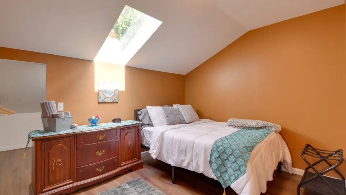 Fairland Other | Silver Stone Castle Guest Wing in Silver Spring with Game Room, Pool Table, etc.