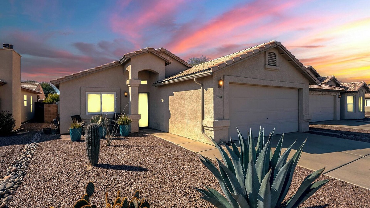 Tucson House | Silverbell Oasis: Close to Gem Show & Downtown