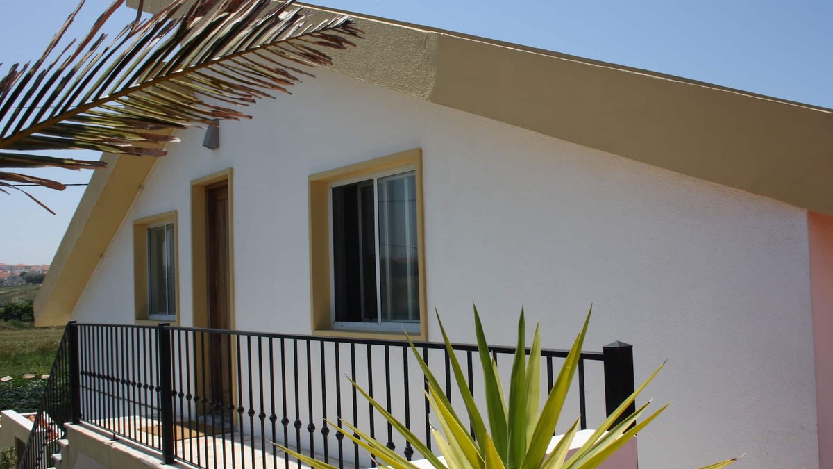 Sao Bernardino Apartment | Silvercoast Apartments - Bells - Swimming pool, Jacuzzi & amazing sea views