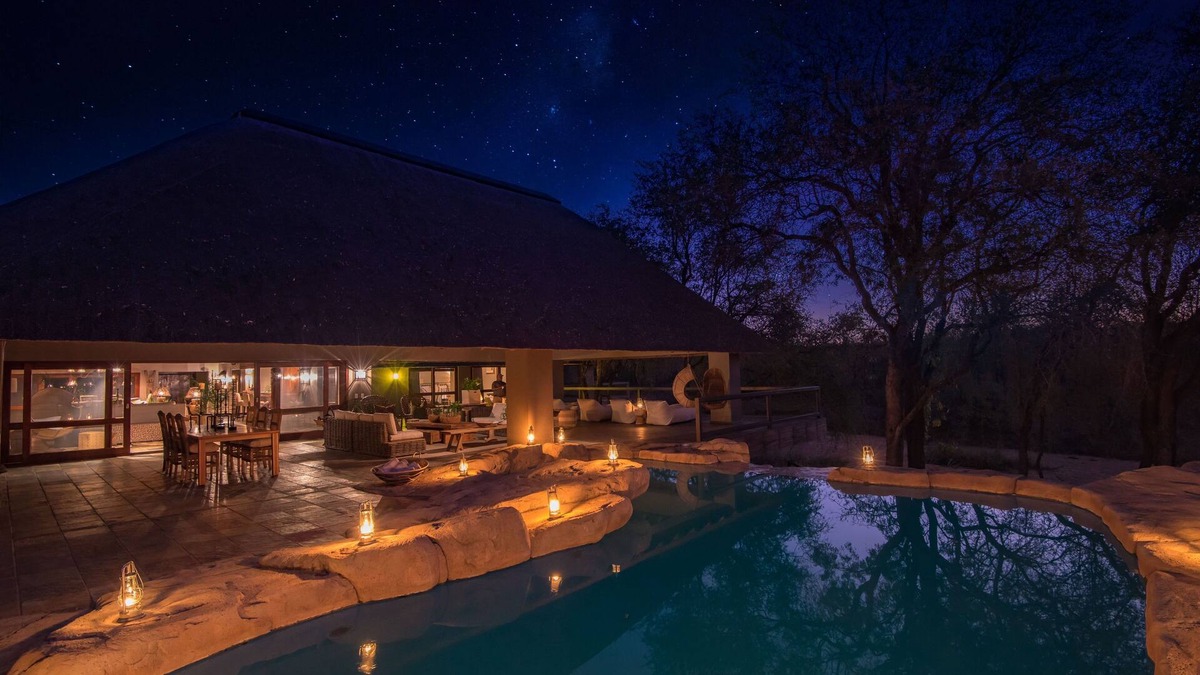 Thorny Bush Game Reserve Villa | Simbavati River Sands