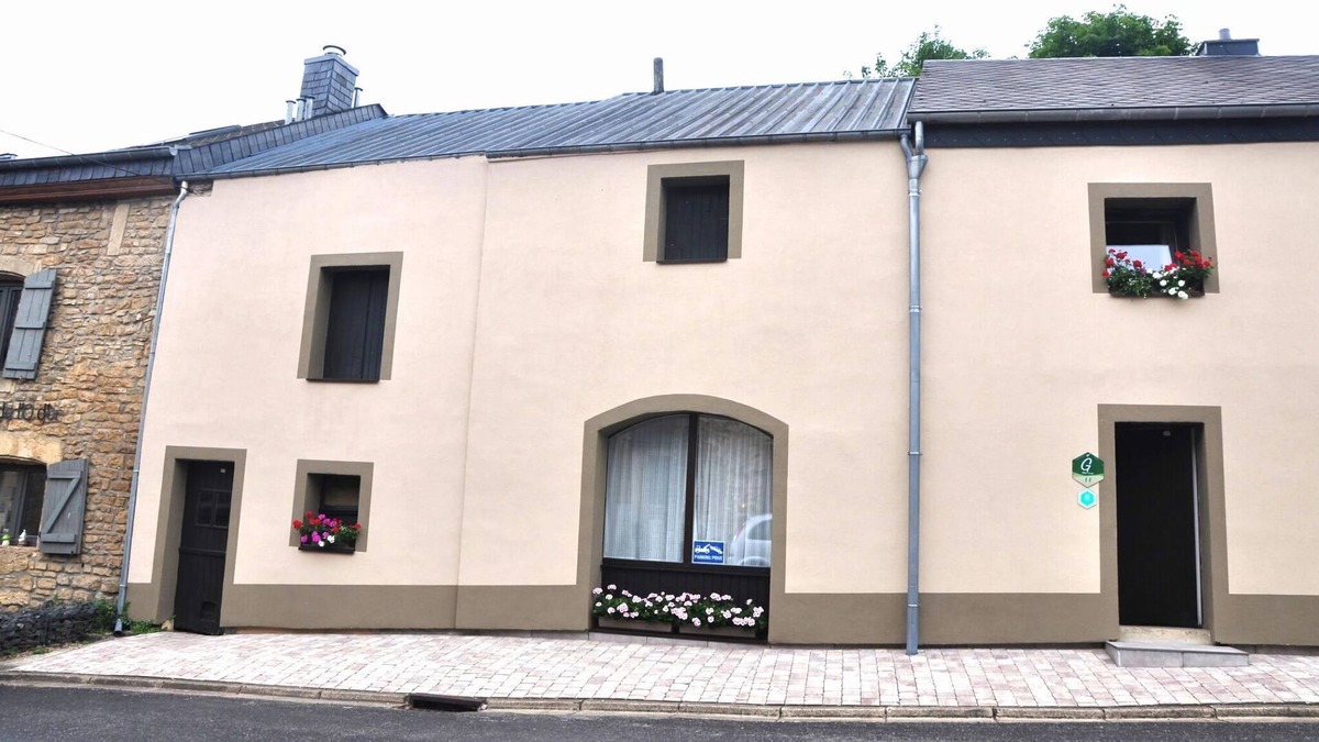 Villers-devant-Orval Cottage | Simple holiday home for the budget traveller.