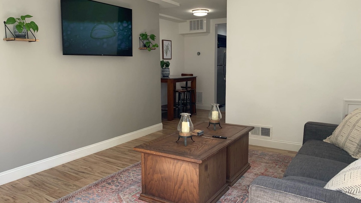 Southeast House | Simple Stay in the Nation's Capital