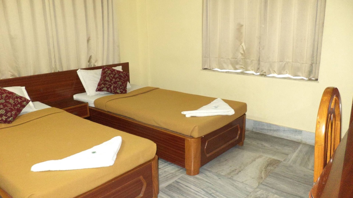 Sector II Bed & Breakfast | Simurg- AK50 New Town