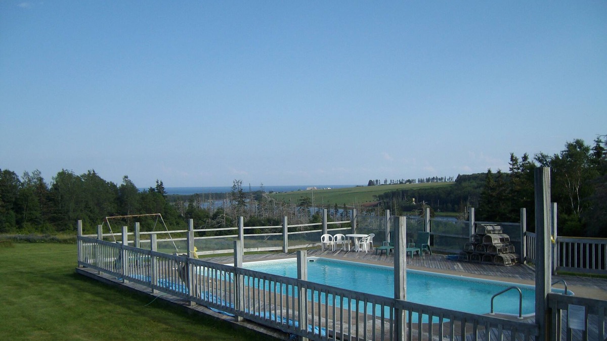 Souris Hotel | Singing Sands Inn Motel