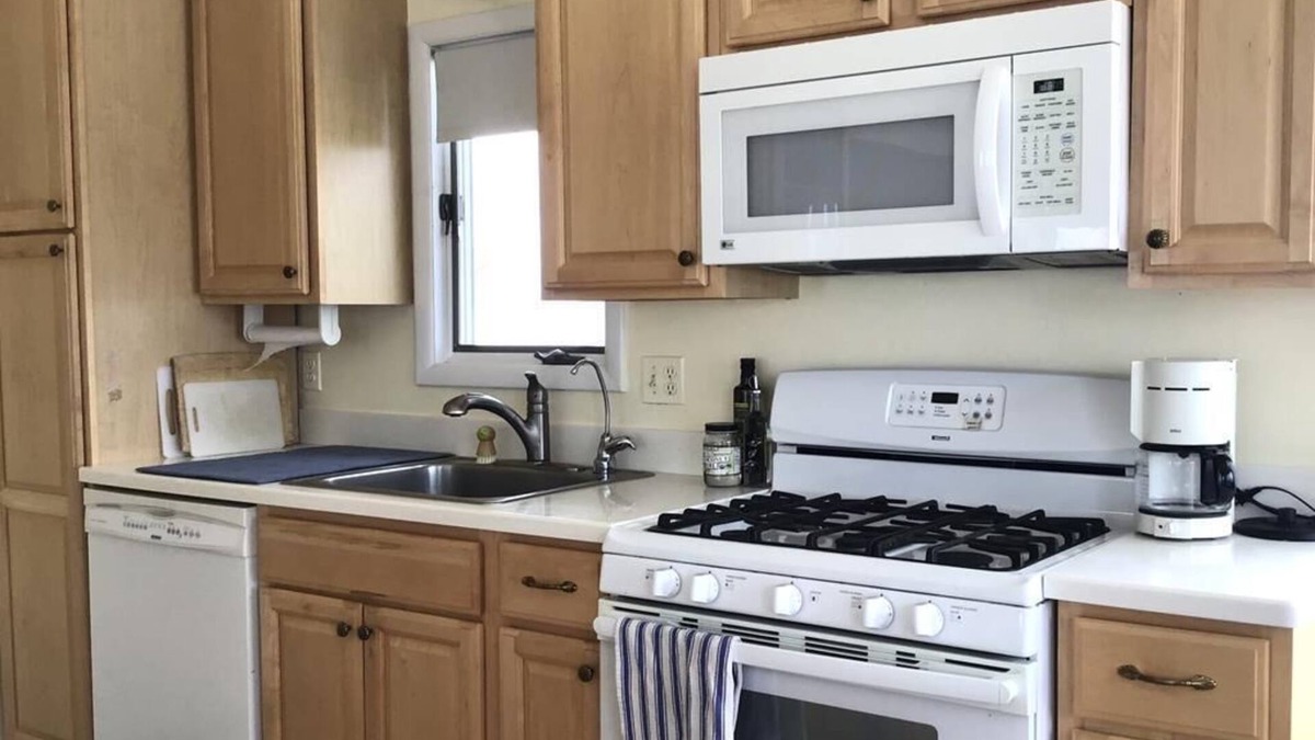 North Beach House | Single family close to bay and beach in North Beach