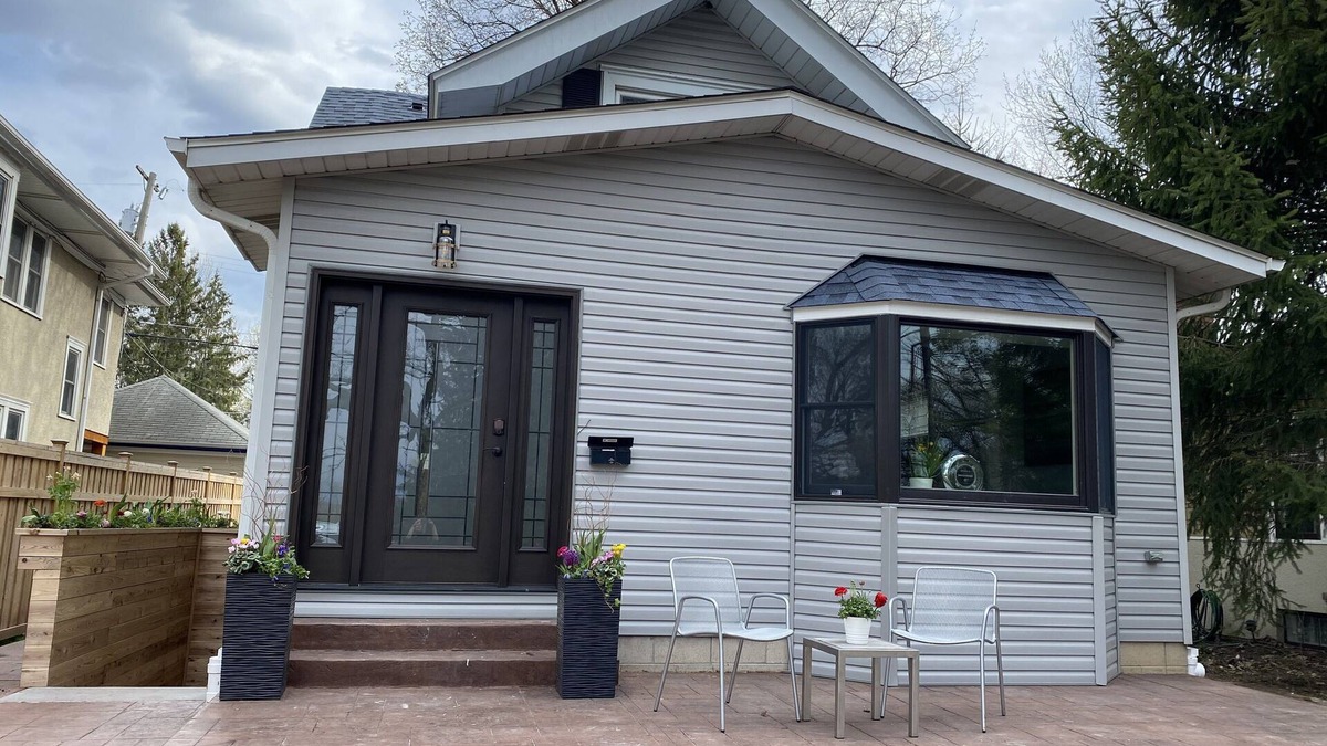 South Como House | Single Family House across from Lake Como, 3 bedrooms 3 baths