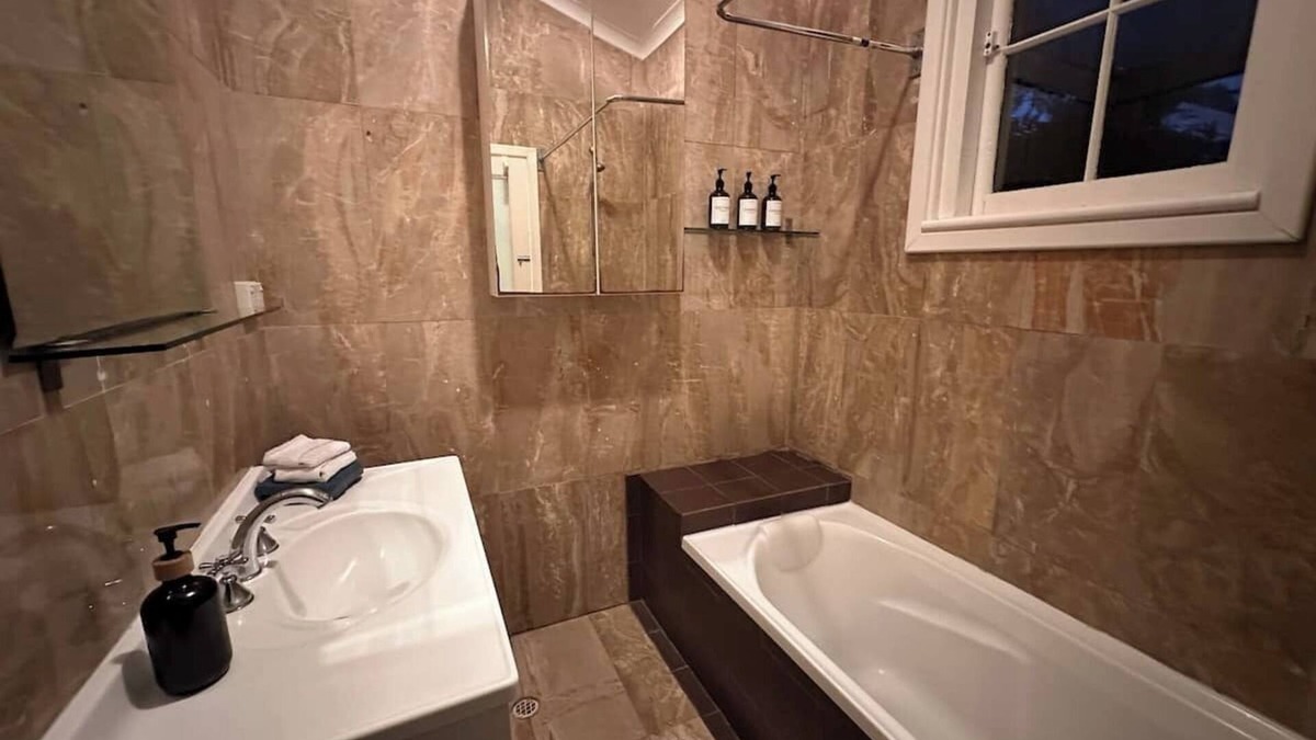 Subiaco House | Single level 2 bedroom house with big yard and parking, pets welcome