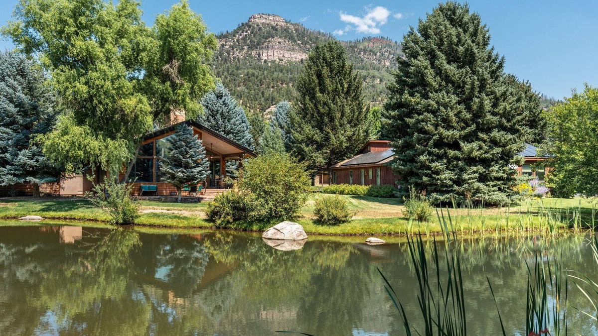The Ranch House | Single Level, Monthly Rental, Pond out Back!
