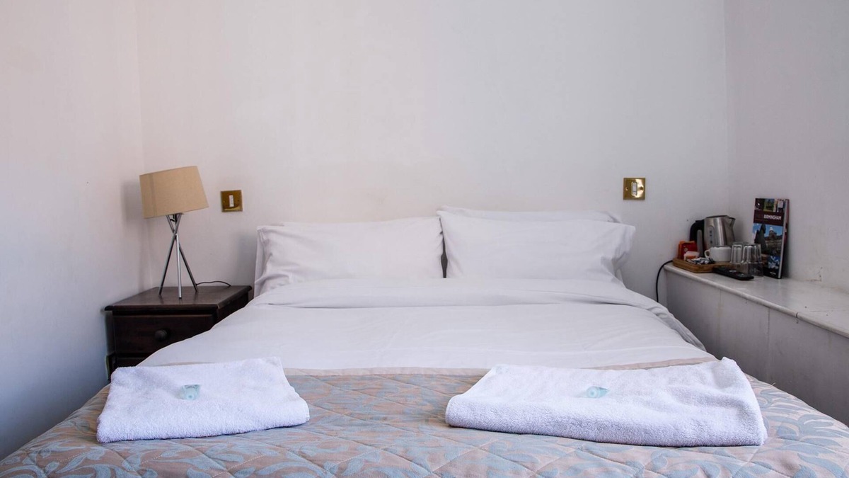 Bordesley House | Single Room 1 at the Old Crown Hotel