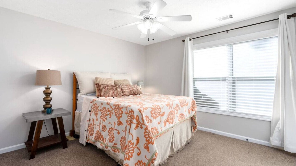 Auburn Apartment | Single Room 4 with Shared Space