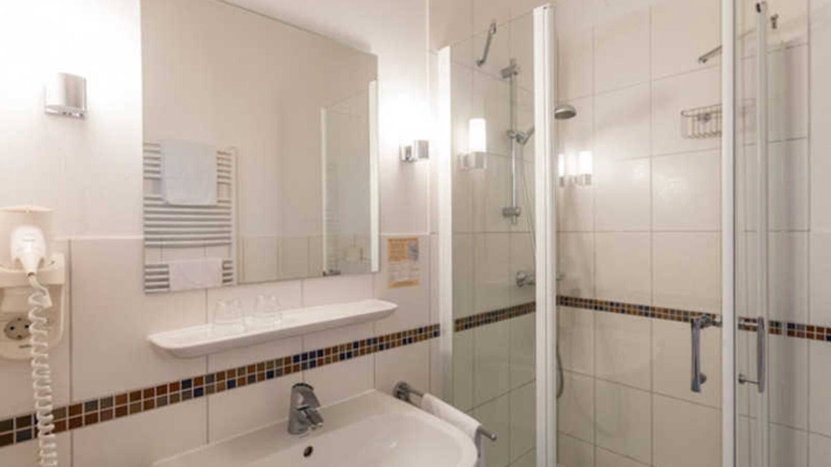 Barkow House | Single room - Barkow Manor House