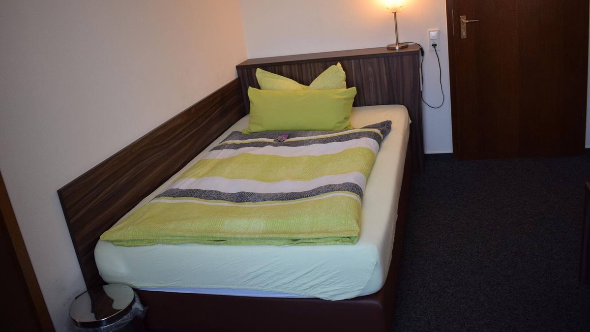 Seelbach-Schutter House | Single Room Shower / WC - Hotel-Restaurant Zum Stern