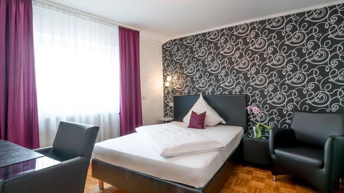 Speyer House | Single room, shower, WC, non-smoking - Hotel Zum Augarten