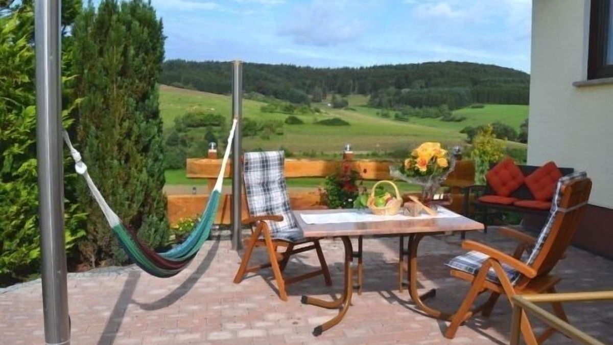 Bischoffen House | Single-storey 4-star holiday home in a quiet location on the outskirts of the lake and near the beach
