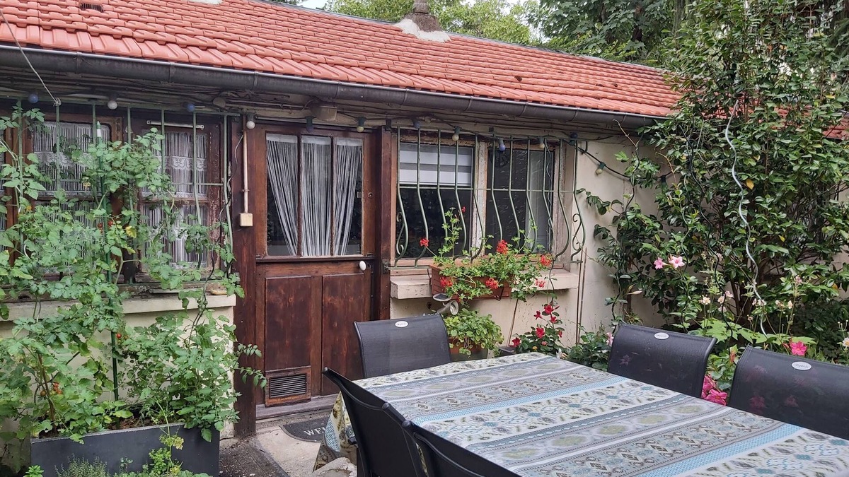 Rosny-sous-Bois House | Single-storey house with courtyard and garden near Paris and Disneyland
