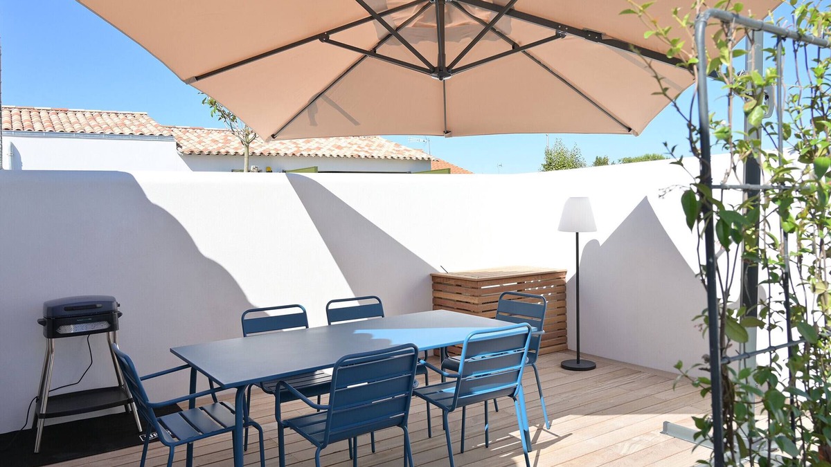 Saint Vivien House | Single-story house with private parking and air conditioning
