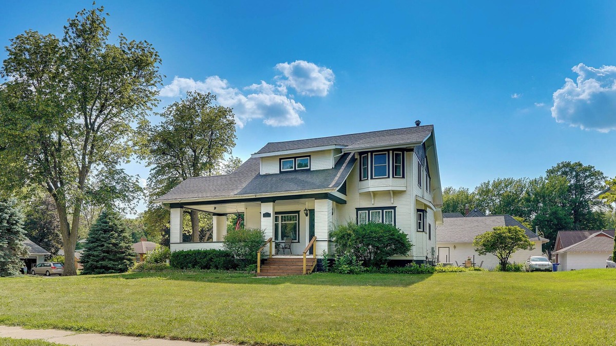 Sioux Center House | Sioux Center Home Near Dordt University