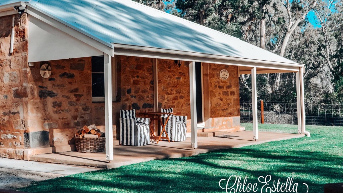 Upper Wakefield Cottage | Sir Walter's Cottage at Hughes Park
