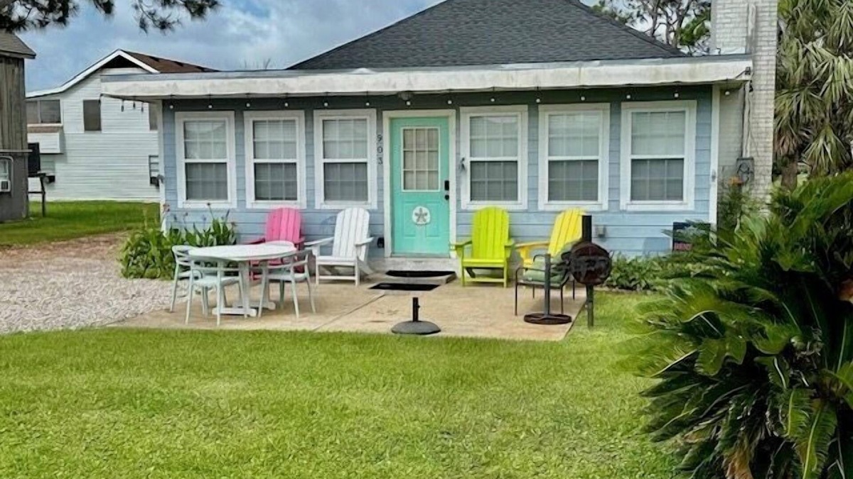 Port O Connor House | SIREN COVE is Close to Beach in POC