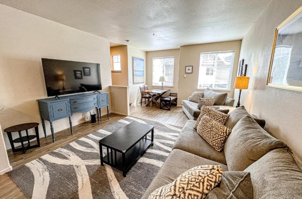 Florence House | Siuslaw Sanctuary