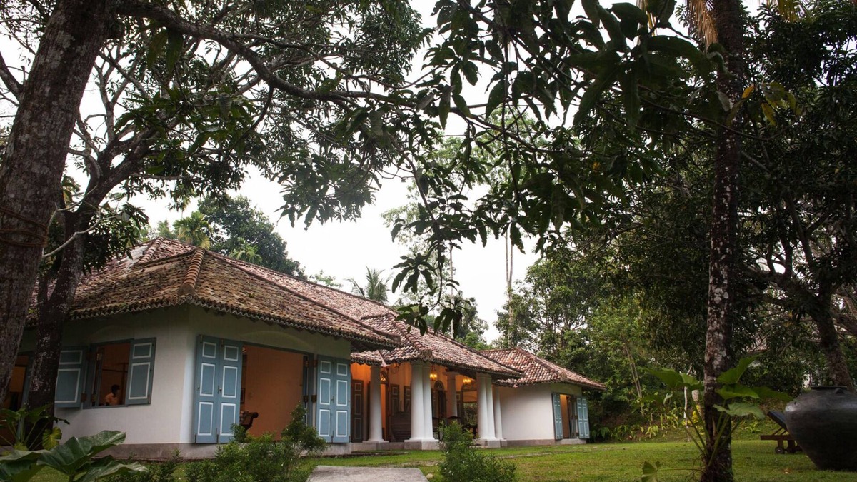Weligama Villa | Six bedroom eco chic villa | Weligama