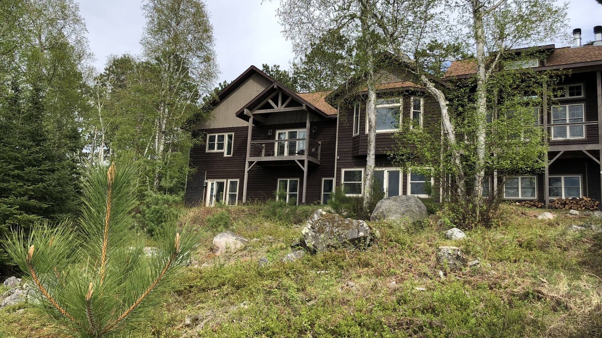 Cook House | Six bedroom, Five 1/2 bath private home on LAKE VERMILION with resort amenities