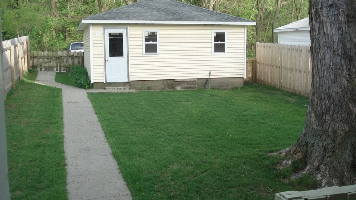 Saint Joseph House | Six bedrooms duplex.available August 17th to the 22th