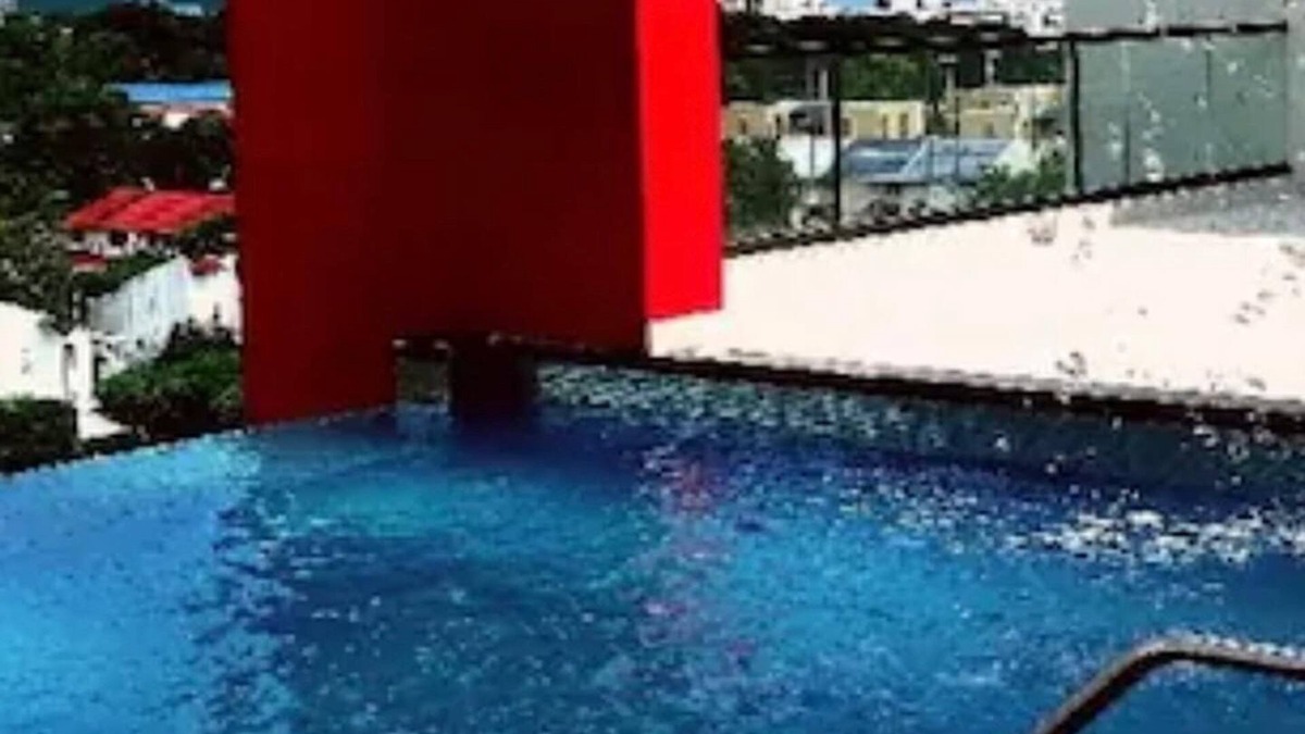 New Kingston Apartment | Skai’s executive suite with pool