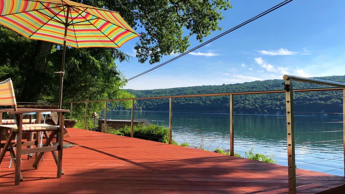 Town of Sempronius House | Skaneateles Lakefront Getaway