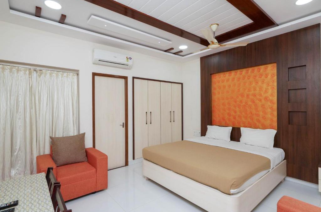 Periamet Hotel | Skb Hotel Grand Days - Fully Vaccinated Staff