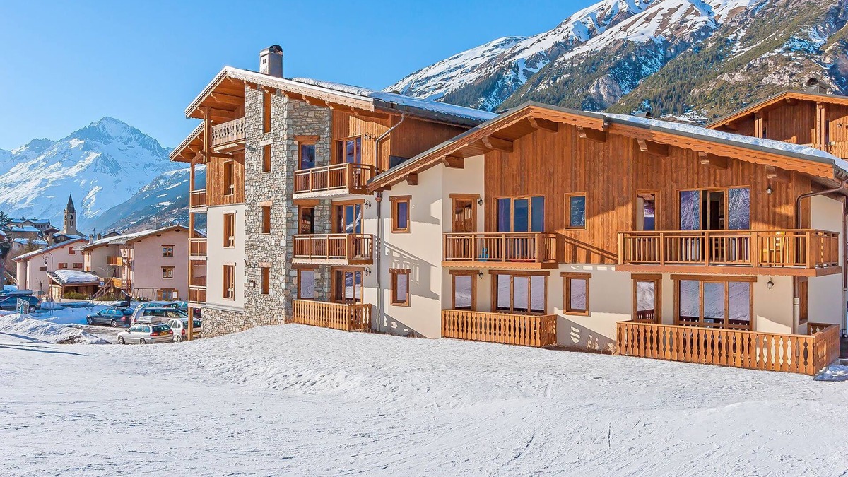 Lanslevillard Condo | Ski aux pieds | Piscine | Sauna et hamman