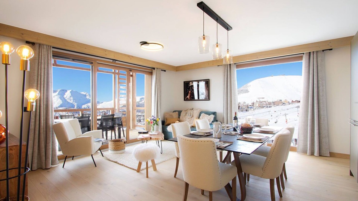 Bergers Condo | Ski aux pieds ! Superbe T3 + cabine & balcon