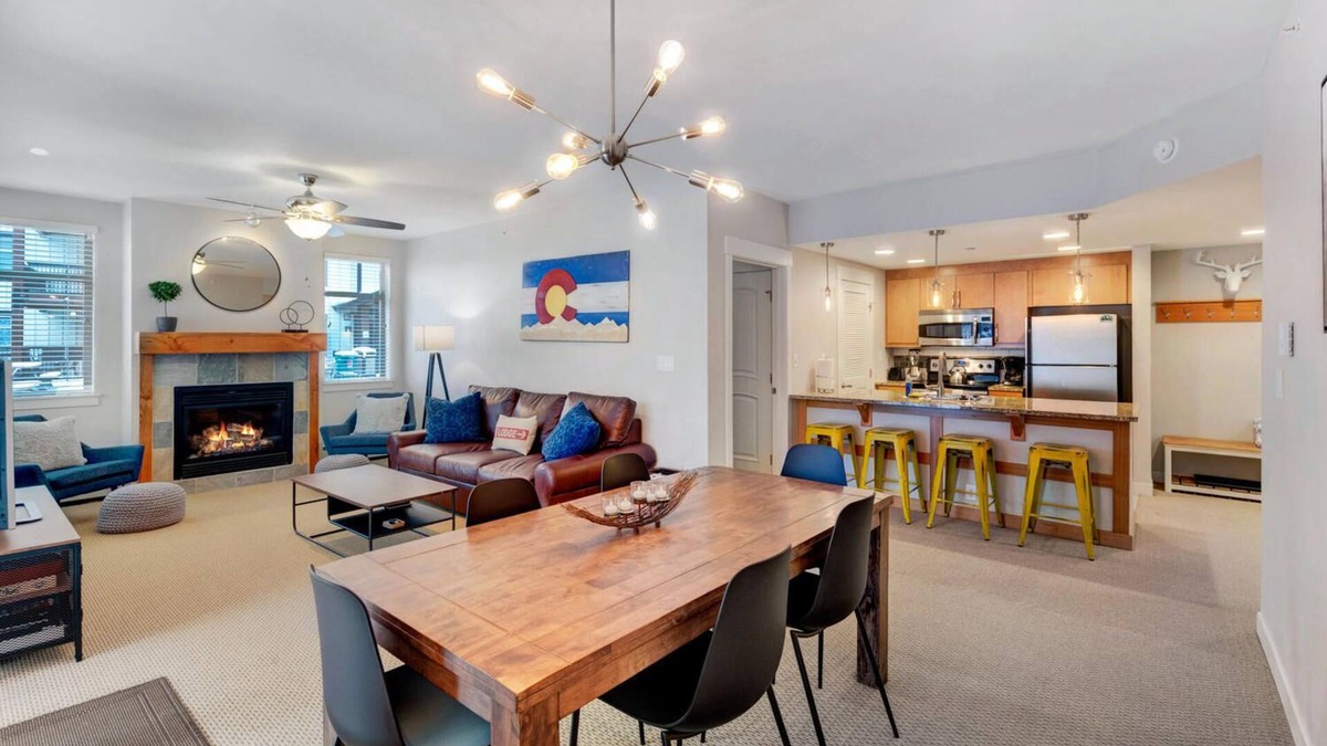 Winter Park House | Ski In Out Luxury Condo 3325 I Huge Hot Tub I Views I Best Price I FREE Adventures Daily