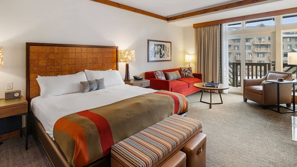 Stowe Area Apartment | Ski in/out Studio at Lodge at Spruce Peak