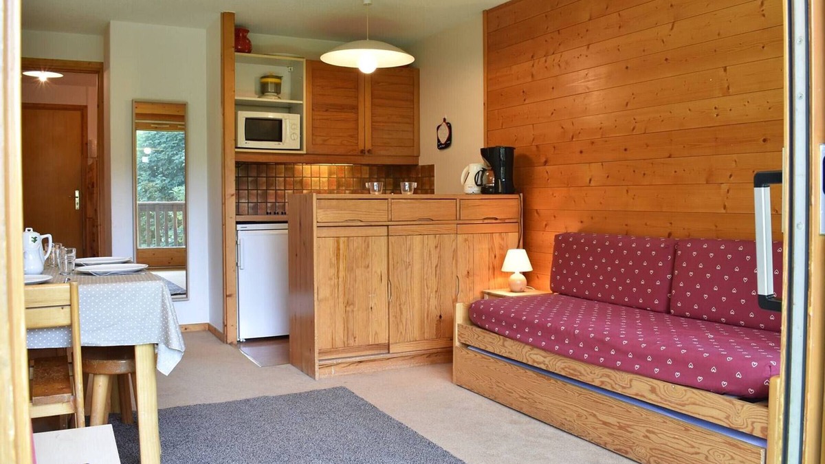 Meribel Centre Apartment | Ski-In/Out Studio with Summer Pool, Balcony, Near Shops & Bus