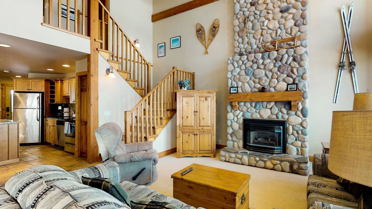 Snow Pine Estates Condo | Ski-In/Ski-Out Chalet with Mountain Views, Private Hot Tub, & Gas Fireplace