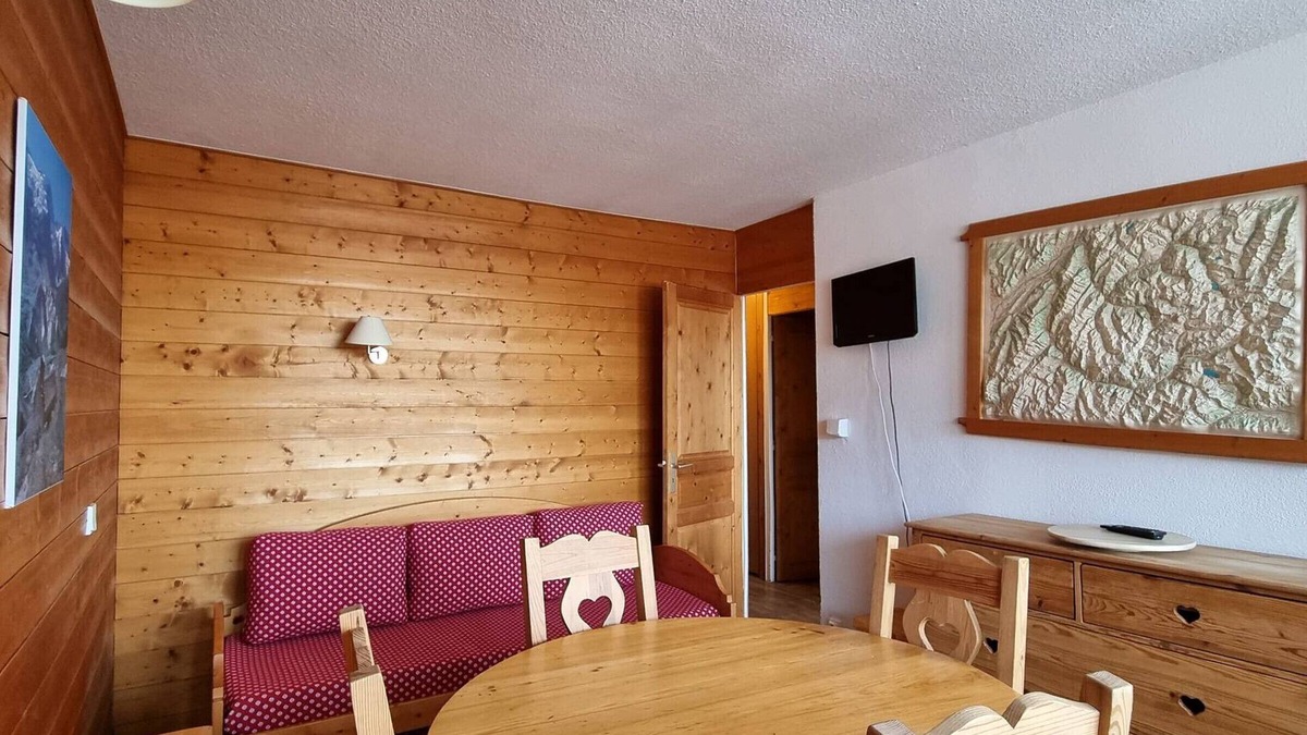 Plagne Centre Apartment | Ski-in/Ski-out 3-Room Apartment with Balcony, Sleeps 6, Central Location in Plagne Centre