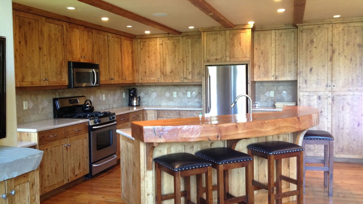 Big Sky House | Ski In/Ski Out Black Eagle #7- View of Lone Peak - Private Hot Tub