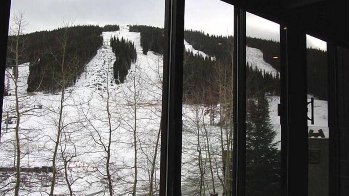 East Village at Copper Condo | Ski-in/Ski-out Condo with prime view of Copper Mountain World Cup races 11/27/25