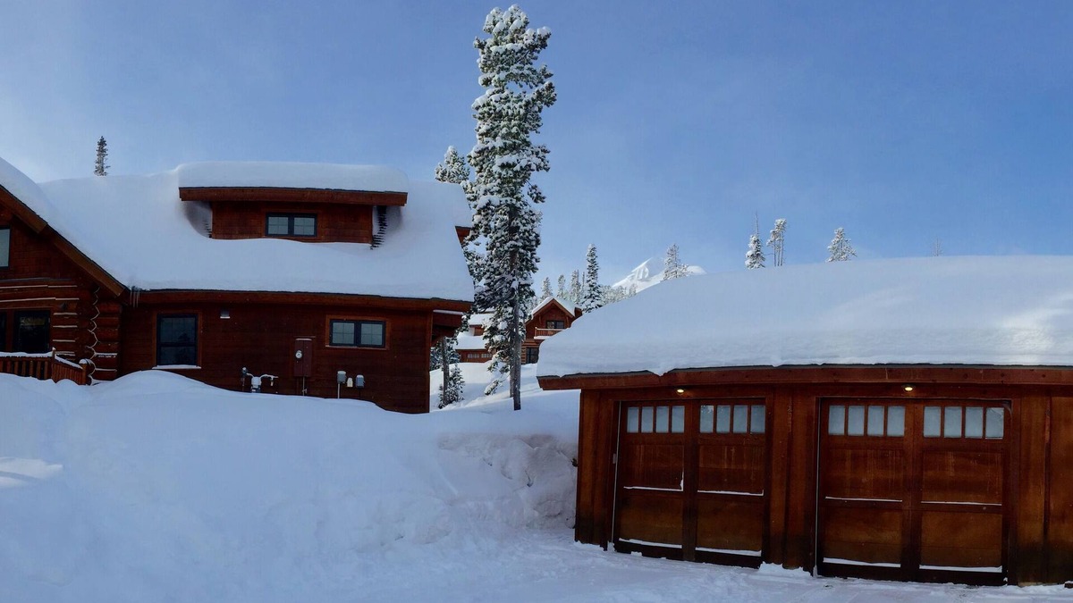 Powder Ridge House | Ski-In/Ski-Out Cabin at Powder Ridge – Spacious Family Retreat in Big Sky, MT