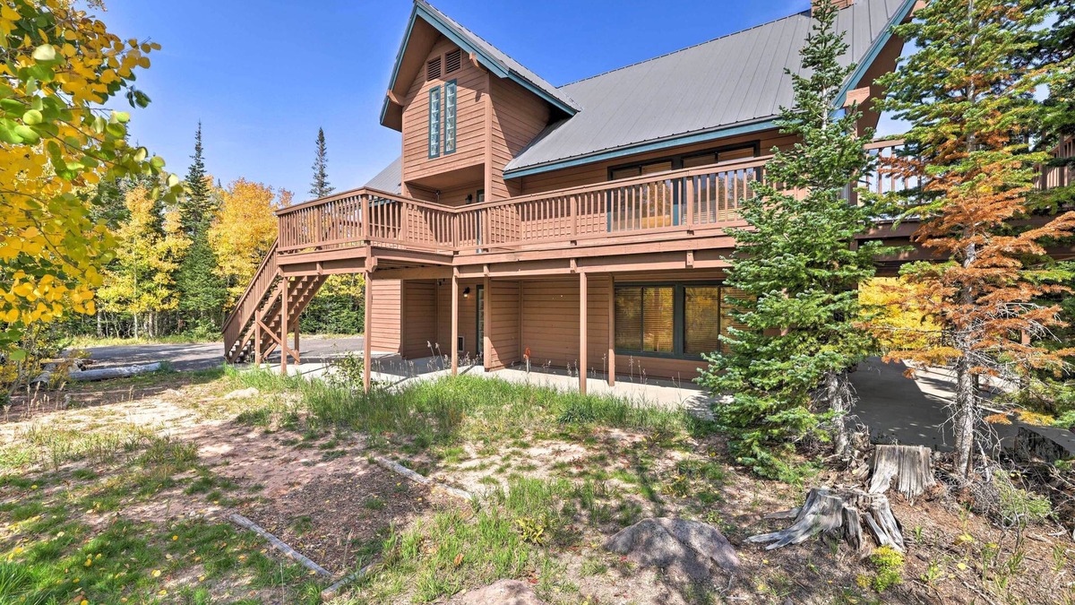 Brian Head Cabin | Ski-In/Ski-Out Cabin: Lift to Brian Head Resort!