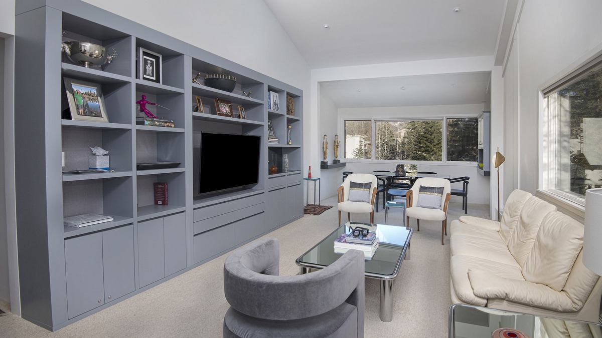 Vail Condo | Ski-in/ski-out condominium at the base of Vail Mountain. Best location, pool!